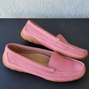 LL Bean Pink Leather Loafers Womens Size 11M Driving Mocassins Vibram Sole Rare